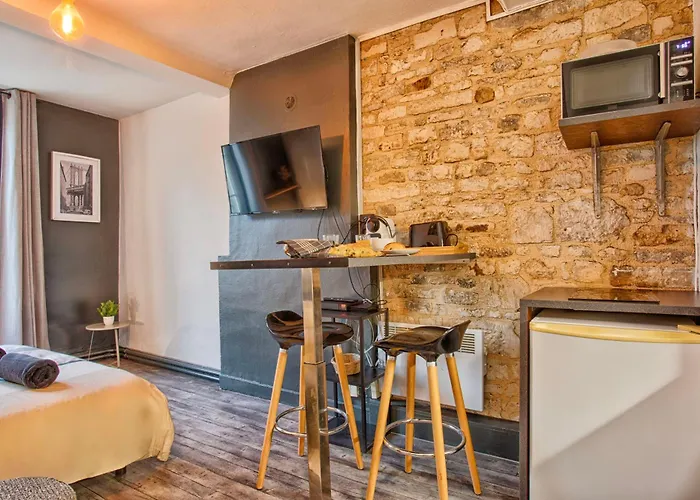 L'heritage - Hypercentre - Bars & Restaurants A Pieds Apartman *